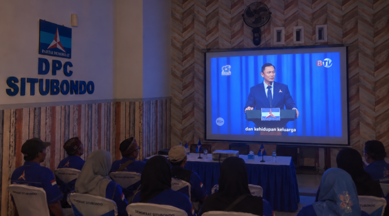 Kader Demokrat Situbondo Nobar Pidato Politik AHY Kader Demokrat Situbondo Nobar Pidato Politik AHY
